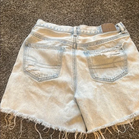 American Eagle Outfitters Blue Jean Shorts Distressed High-Waisted - Picture 2 of 2